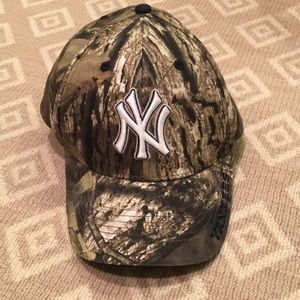 Camo Yankee Cap